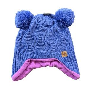 NWT Swiss Tech Bear Knit Beanie